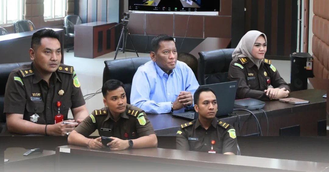 VIDEO CONFERENCE PENGARAHAN OLEH WAKIL KEPALA KEJAKSAAN TINGGI JAWA TIMUR